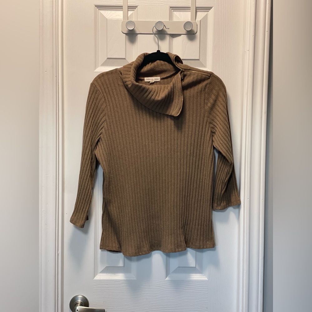 Parallel Skies XL Ribbed Knit Cowl Neck Top Tan Brown 3/4 Sleeve Sweater Zipper